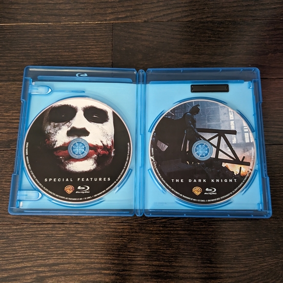 LIKE NEW Batman Begins + Dark Knight Blu-ray movies (set of 2), Christian Bale - Picture 6 of 8